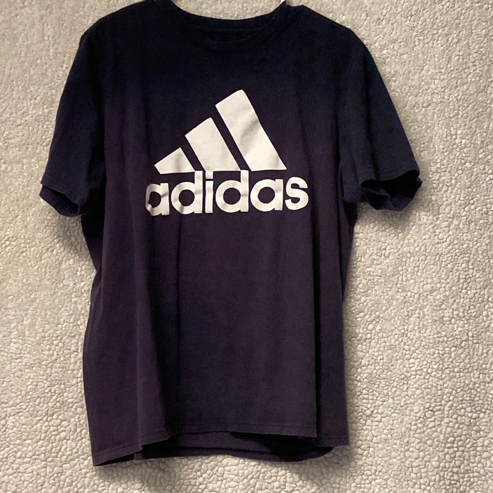 Adidas tee